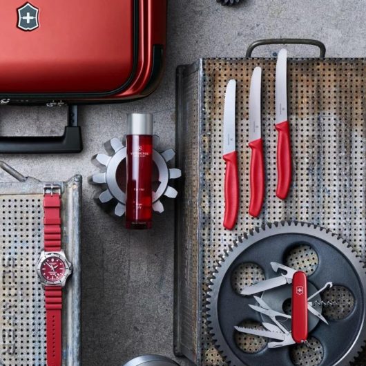 Швейцарската компания Victorinox внедри иновативни технологии за потребителите